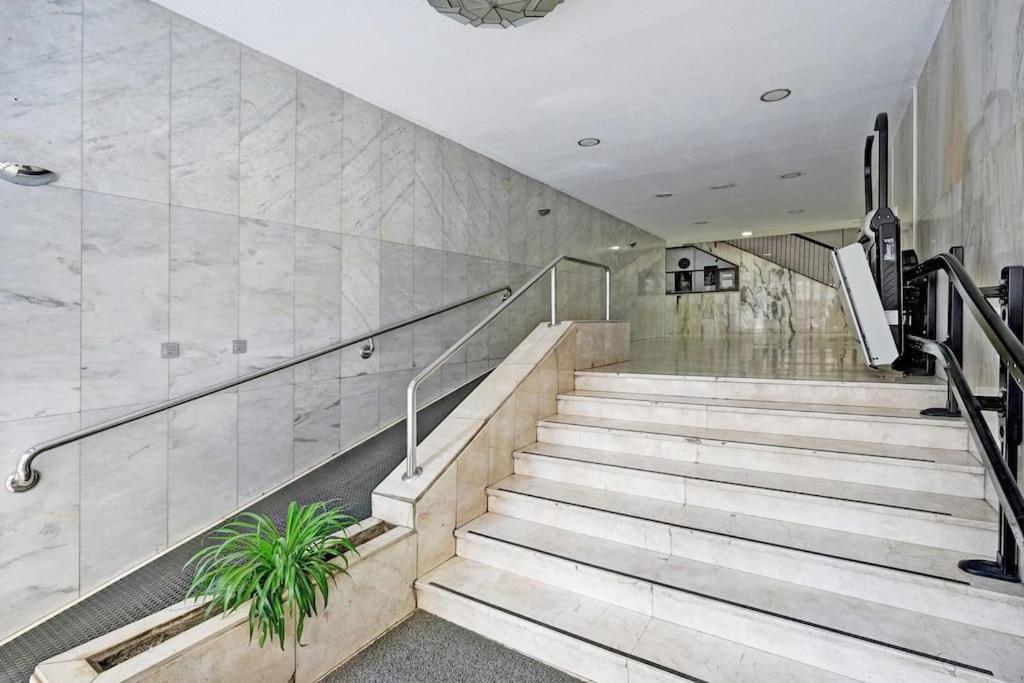 Granada Piso En Calle Arabial 117 Junto A El Corte Ingles Eksteriør bilde