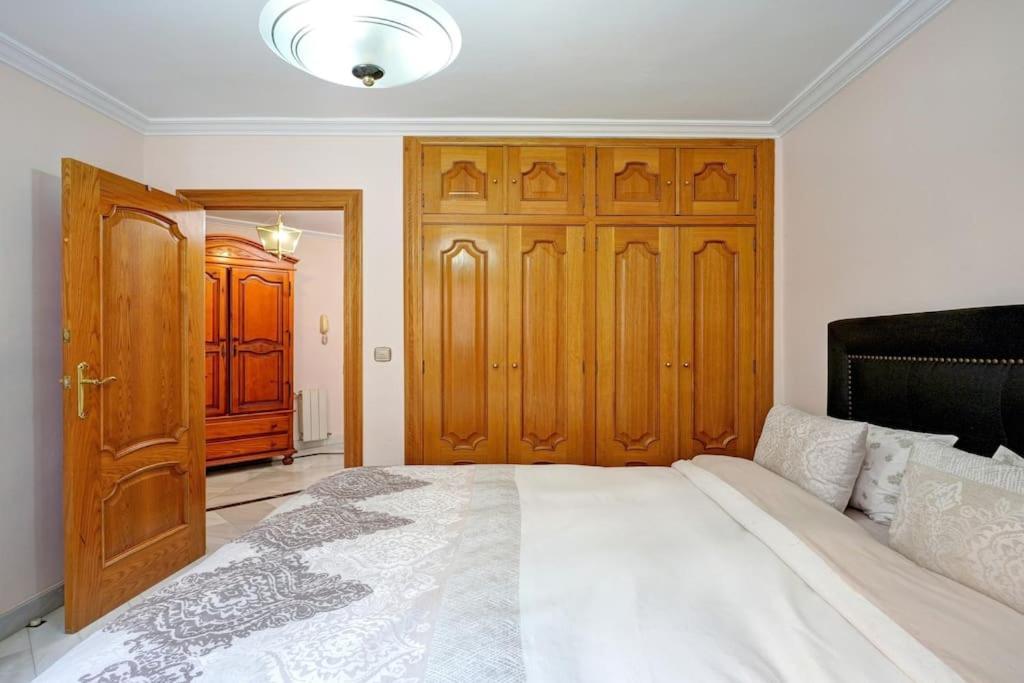 Granada Piso En Calle Arabial 117 Junto A El Corte Ingles Eksteriør bilde